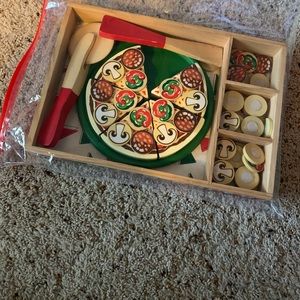 Melissa &Doug pizza party